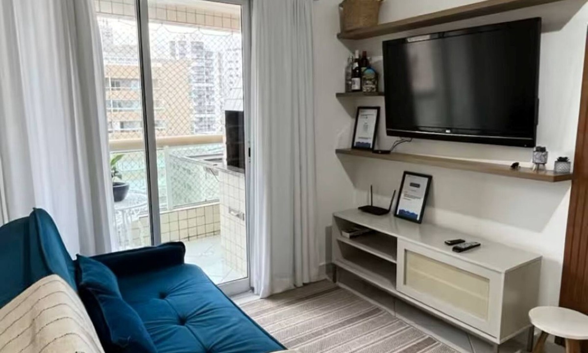 Boqueirao Apartment | 100 meters from the beach with parking and barbecue area