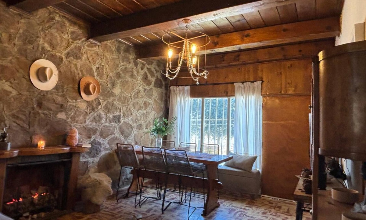 Alumine Cabin | 2-bedroom cabin in Alumine, river view, close to the center