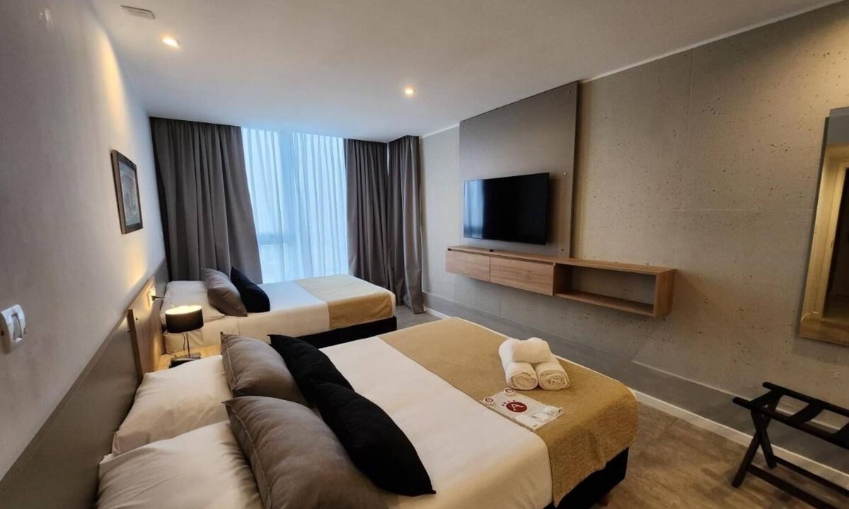 Rio Cuarto Hotel | 2 Relaxing Room With Pool And Parking Near Plaza 9 de Julio And City Attractions