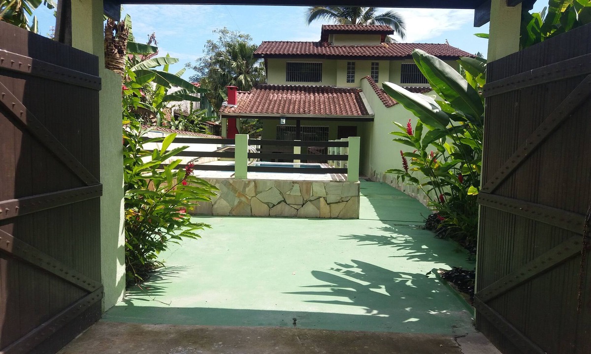 Caraguatatuba House | 3 Bedrooms *Cond. Closed Verde Mar *Próx. Cocanha Beach *Swimming pool *Wiffi