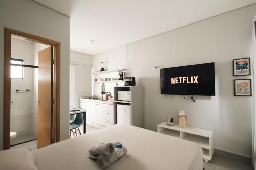 Londrina House | 5- Functional studio near UEL and NEY BRAGA