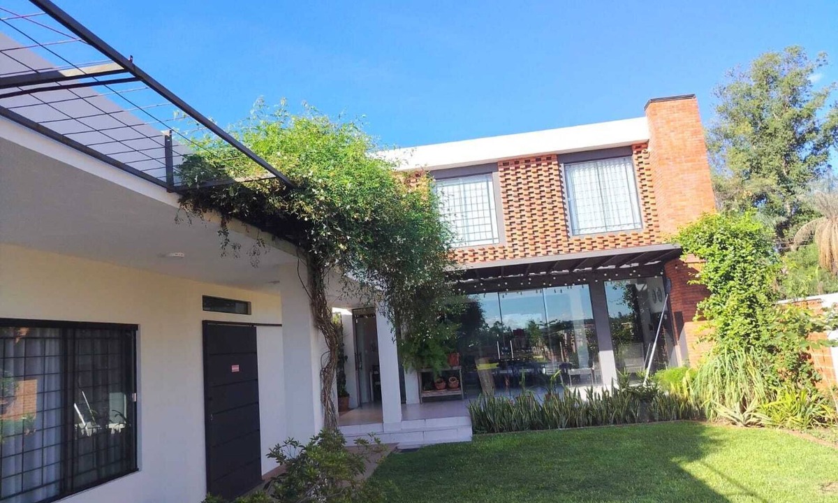 San Bernardino House | 6 Guest House Spacious: Quincho Swimming Pool Games