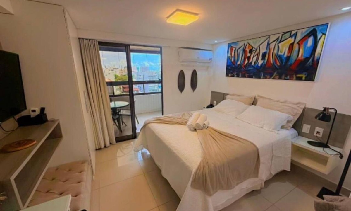 Cabo Branco Apartment | A comfortable apartment with a balcony overlooking the sea, on the beachfront of Cabo Branco Beach.