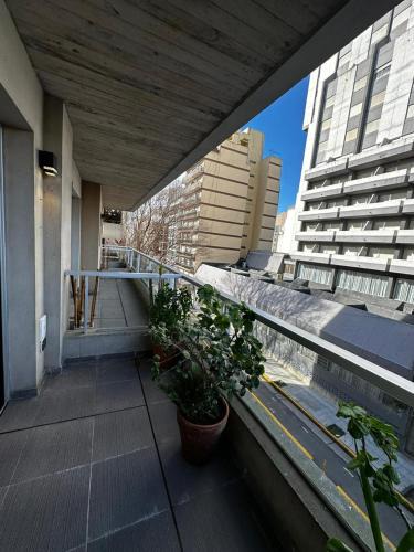 La Perla Apartment | Amplio DOS ambientes con balcón a 250 mts del mar
