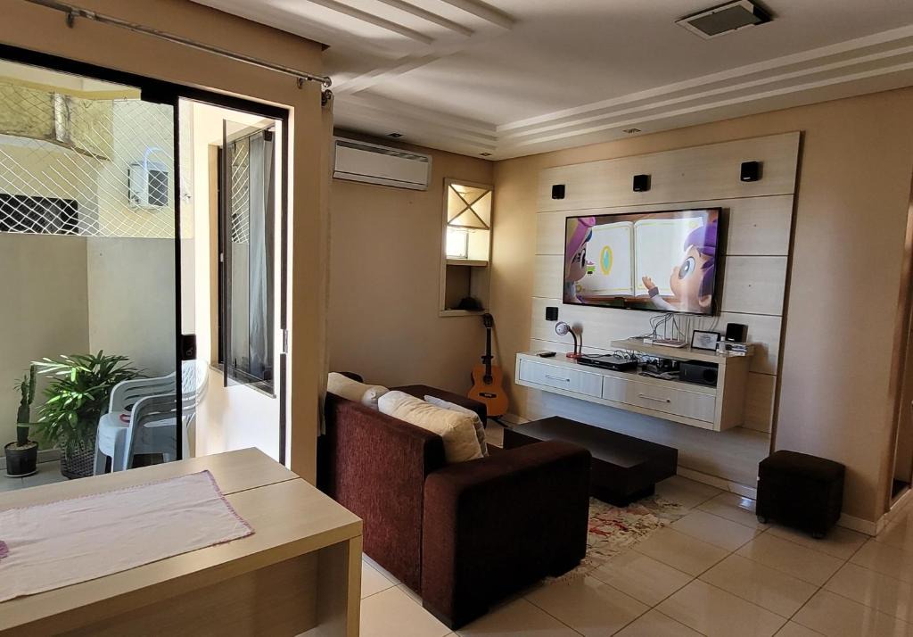 Santarem Apartment | Apartamento completo no centro Entire APT in downtown