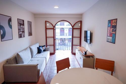 Centro Apartment | Apartamento Mauricio · Charme Rústico a Poucos Passos da Praia do Forte