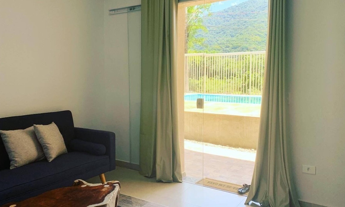 Lagoinha Condo | Apartamento p temporada a 10 min de caminhada a Praia da Lagoinha