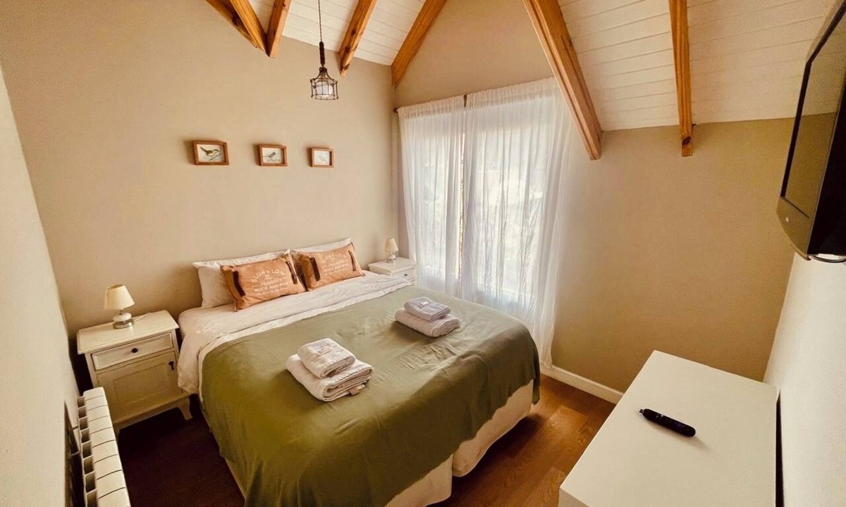 El Chalten Apartment | Apartment for 2 people, modern, very bright, on the upper floor