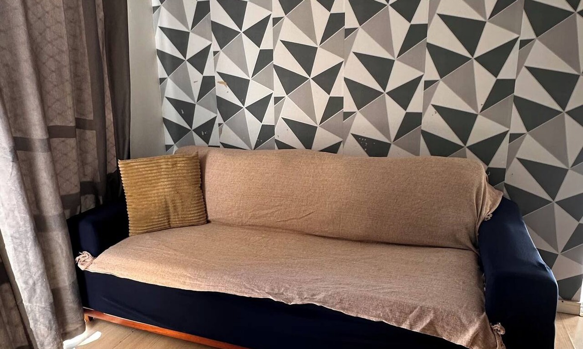 Santa Maria Apartment | Apartment near the airport with a combined balcony, air conditioning, and a hammock.