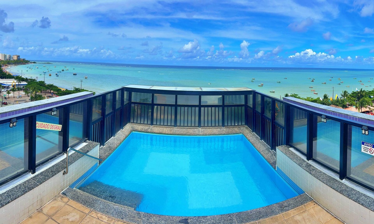 Pajucara Apartment | Apartment | Neo 124 | Beachfront 1 bedroom with rooftop pool