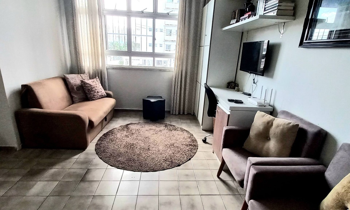 Capim Macio Apartment | Apartment with a living room, kitchen, 2 bedrooms, utility area, and garage, located 2 km from Praia Negra Beach.