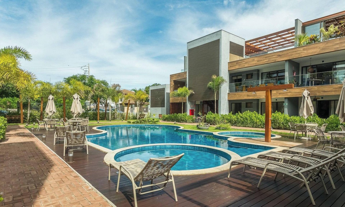 Itacimirim Apartment | Apt in Condo w/Pool 350m From the Beach Pll0004