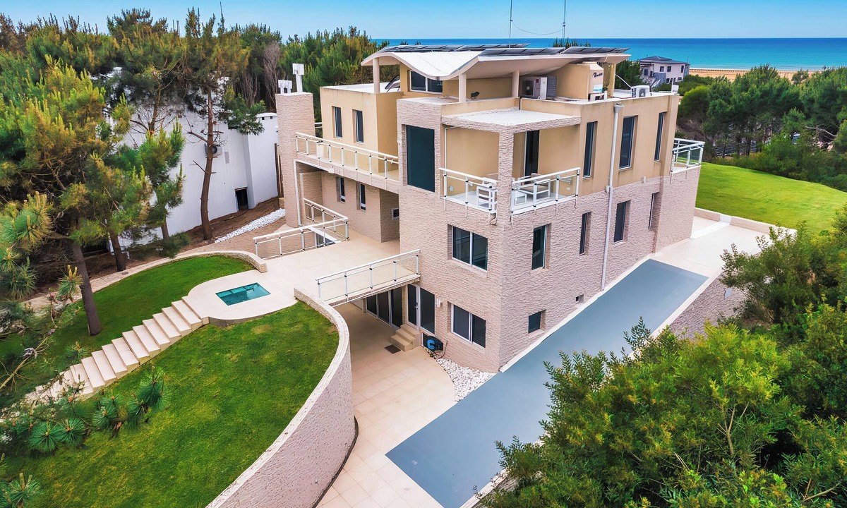 Pinamar Villa | Beach House in Maritimo II Costa Esmeralda