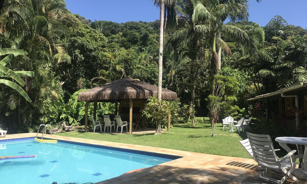Balneario Praia do Pernambuco House | Beach house with lots of greenery, a true beach country house. 24-hour security.