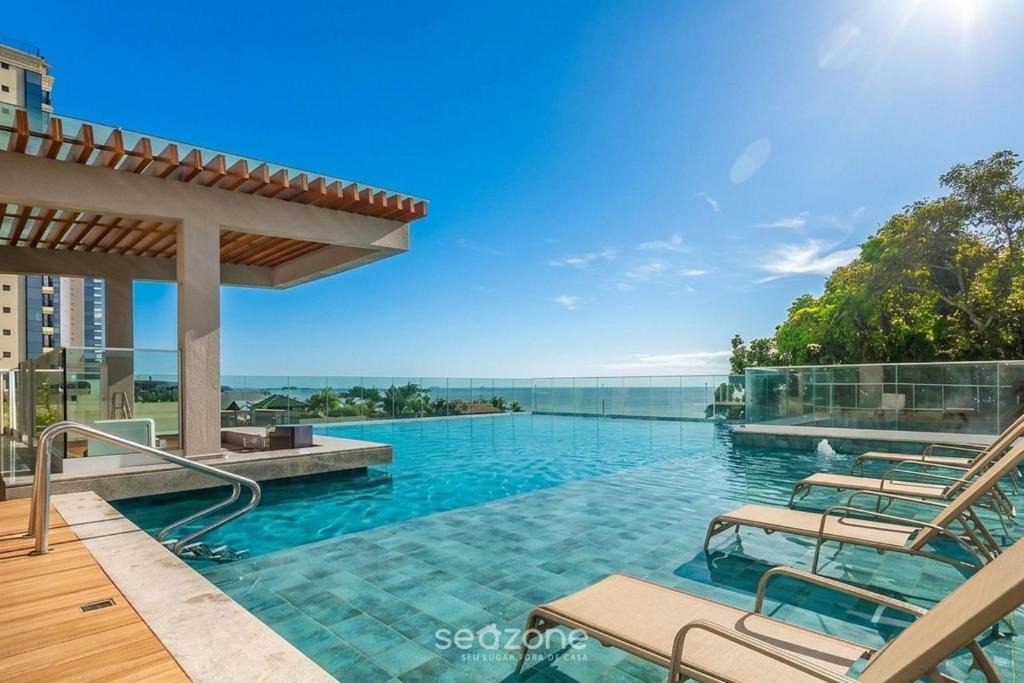 Itacolomi Apartment | Beachfront Apt 200m from the Beach w/Pool PTC0704