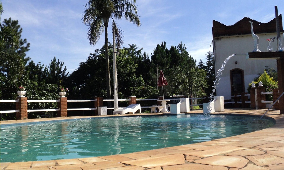 Socorro House | Beautiful property with a spacious house, large swimming pool, fishing lakes, and 360º views.