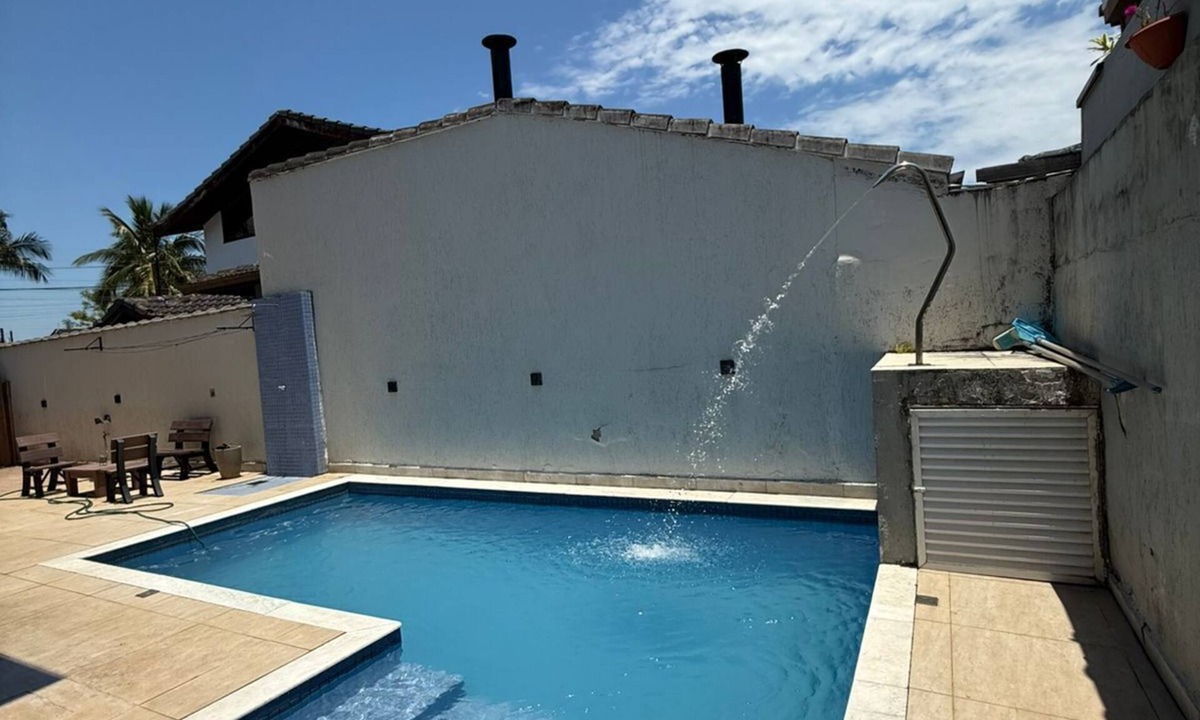 Morada da Praia House | Beautiful two-story house in the Morada da Praia condominium.