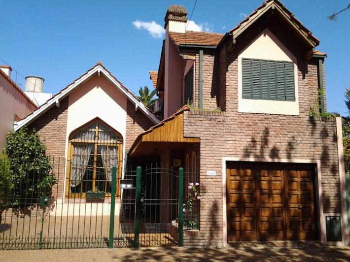 Vicente Lopez Bed & Breakfast | Bed & breakfast Familia San Martín