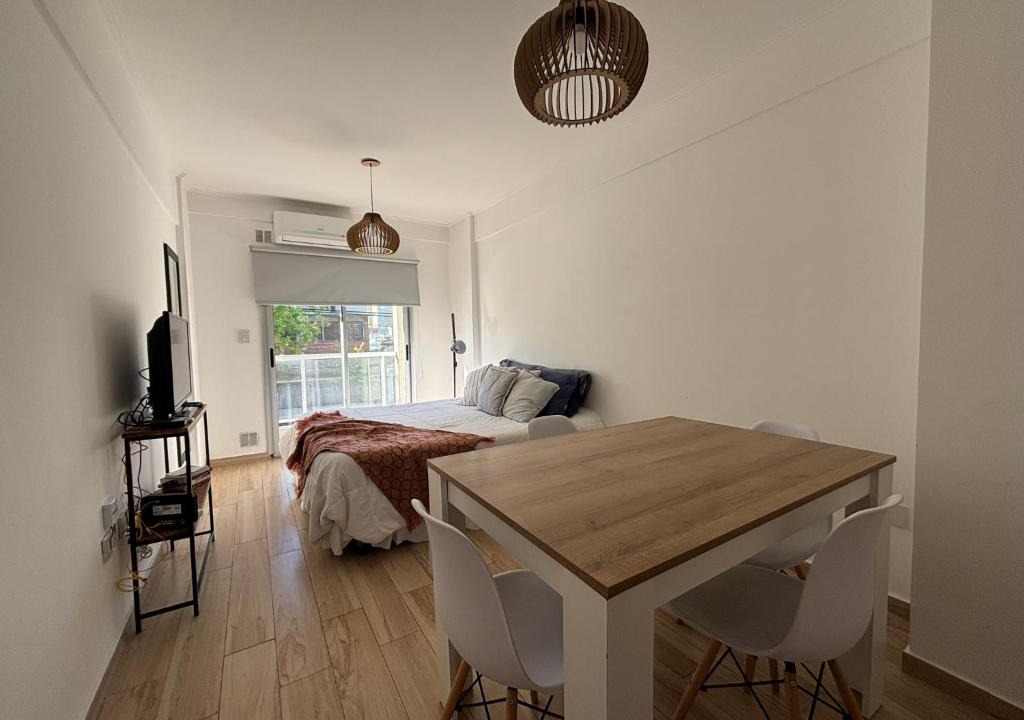 La Plata Apartment | Berlín - Calidez y Confort