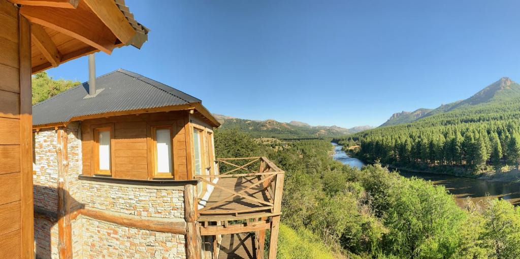 Meliquina Cabin | BH-Meliquina, Colgantes al Río