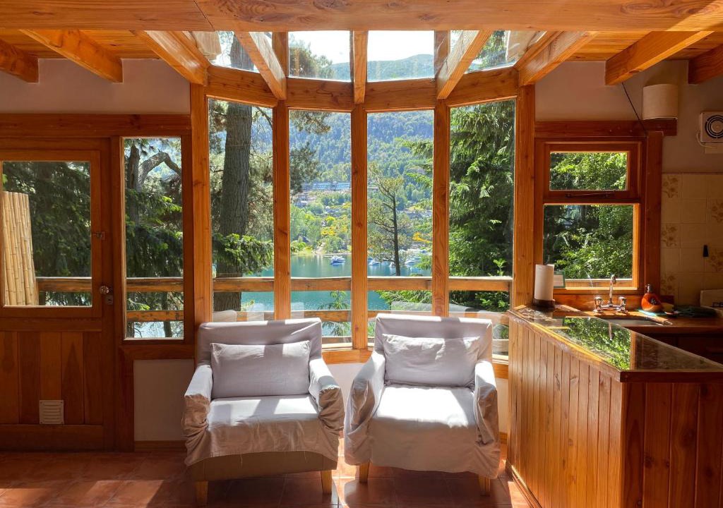Puerto Manzano House | BOG Le Pommier - Cabañas con vista al lago y piscina climatizada