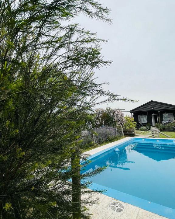 Tristan Suarez House | Cabaña La América