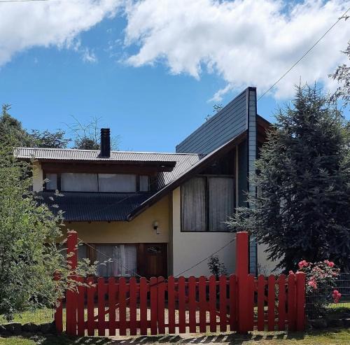 Angostura Ski Chalet | Cabañas Gnionguis
