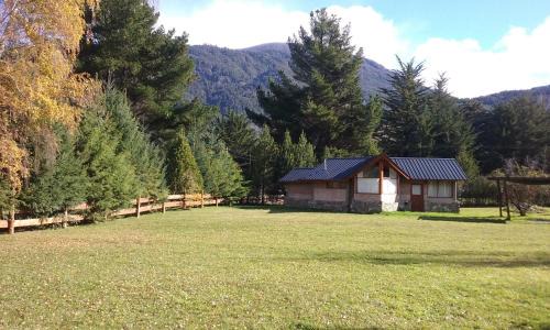 Lago Puelo Cabin | Cabañas Hueney