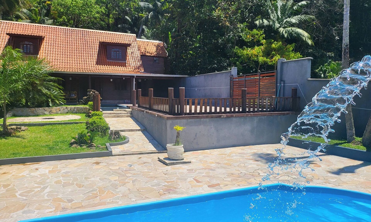 Matinhos House | Caiobá Nature Corner - Large, Fish Pond and Pool | Zap 41 992909634