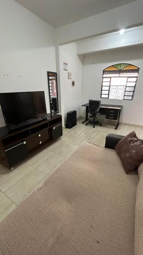 Sao Bernardo House | Casa Ampla no Térreo com Quintal gramado na Região da Pampulha