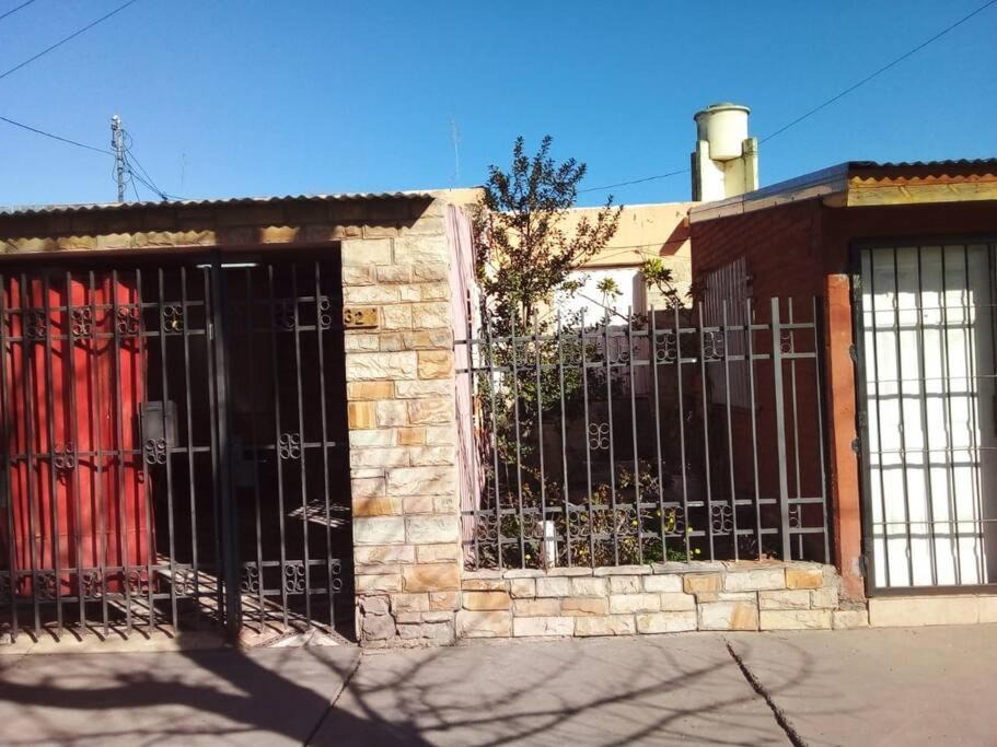 San Rafael House | casa amplia cercana al centro con perfil hogareño