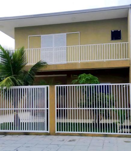 Balneario Praia do Leste House | Casa Carlos - 50 m Praia Santa Terezinha Pontal do Parana
