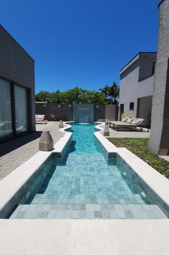 Pontal do Sul House | Casa Climatizada, Piscina AQUECIDA, em Pontal do Sul, Próximo as Marinas
