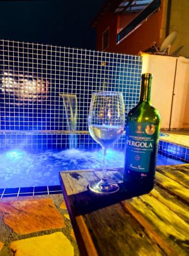 Agua Branca House | Casa com Piscina Privativa e Área Gourmet