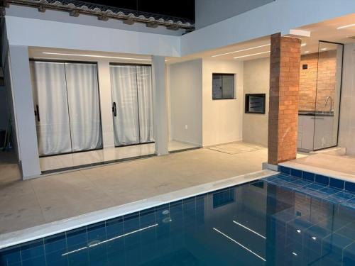 Porto da Roca House | Casa completa em Itaúna - conforto e lazer perto da praia