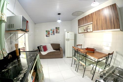 Muquem House | Casa completa perto da praia, 5 hóspedes, churrasqueira