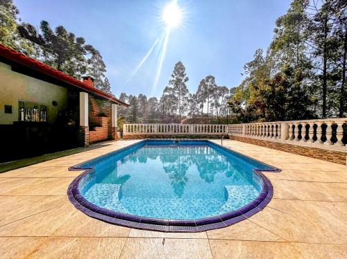 Itapevi House | Casa de Campo com Balanço na Árvore