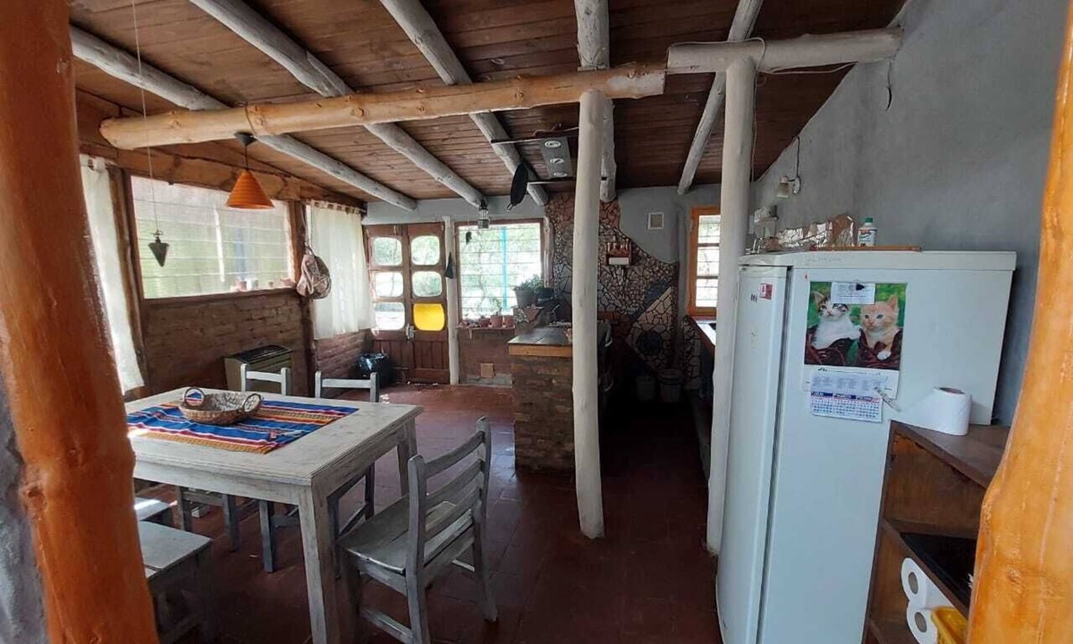 Bajada del Agrio Cottage | Casa de Campo Los Cerezos. Para Descansar Junto al río y la Naturaleza