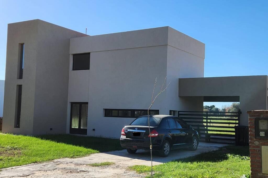 Pilar House | Casa de Campo en Cardales 100% Naturaleza