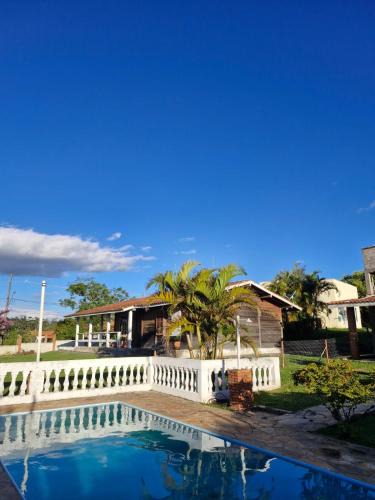 Sao Roque House | Casa de Madeira com Piscina - NATAL E ANO NOVO - PetFriendly