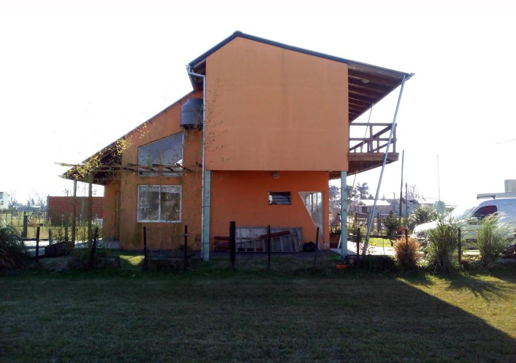 Partido de San Vicente House | Casa en Barrio Privado Club de Campo Domselaar Chico