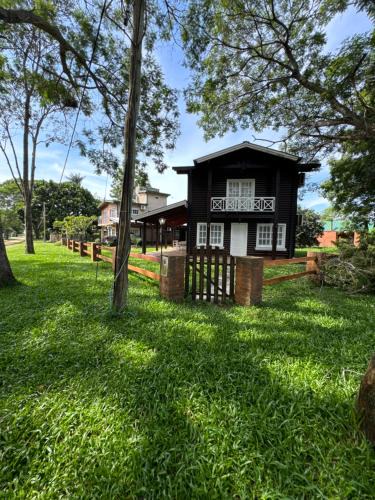 Puerto Valle House | Casa en Country Rincon Ituzaingo