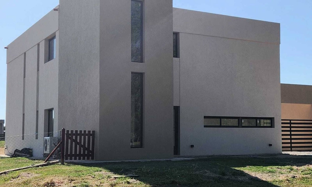 Pilar House | Casa en el Campo Cardales a estrenar