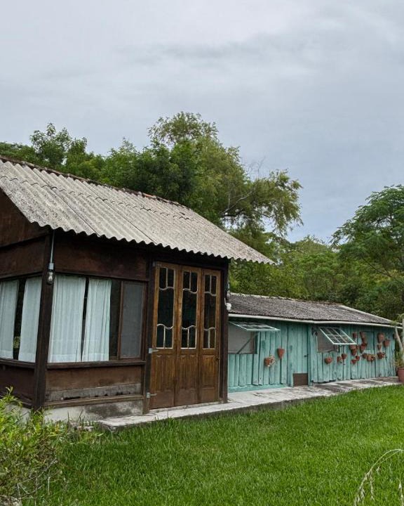 Areal House | Casinha à beira do arroio