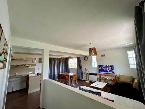 Comuna Estancia Vieja House | Casita verde