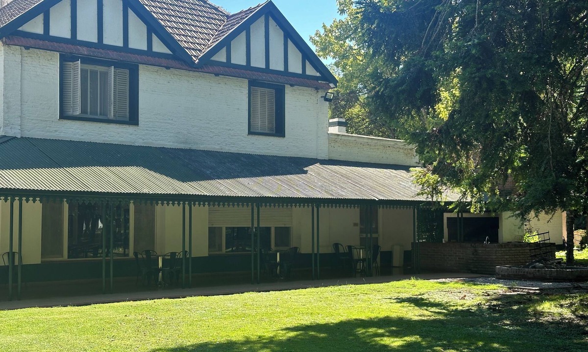 Carmen de Areco Cottage | Chacra de Campo surrounded by nature only 140 km from the city of Buenos Aires.
