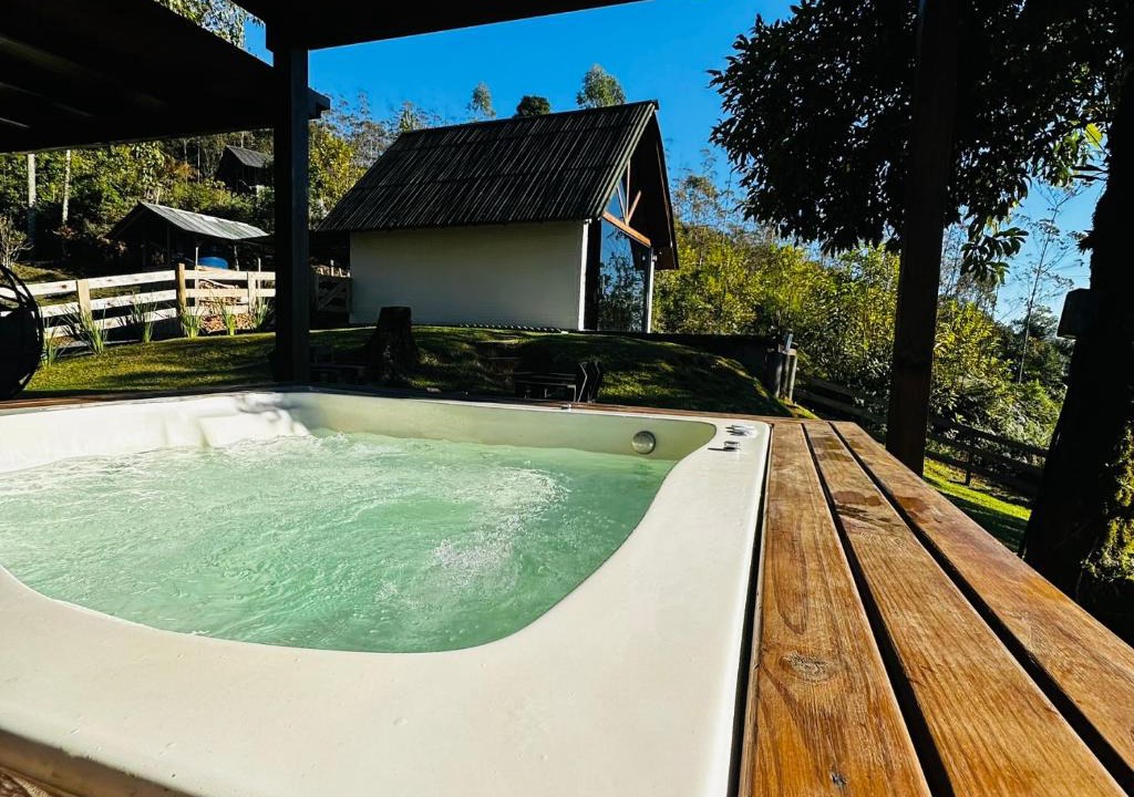 Rio dos Cedros Ski Chalet | Chalé Brisa Verde