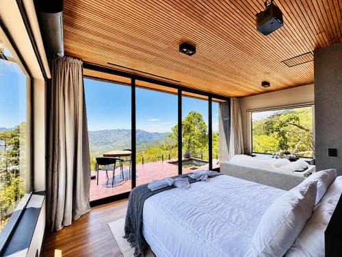 Agua Santa Ski Chalet | Chalé Com Vista E Hidro Em Campos do Jordão