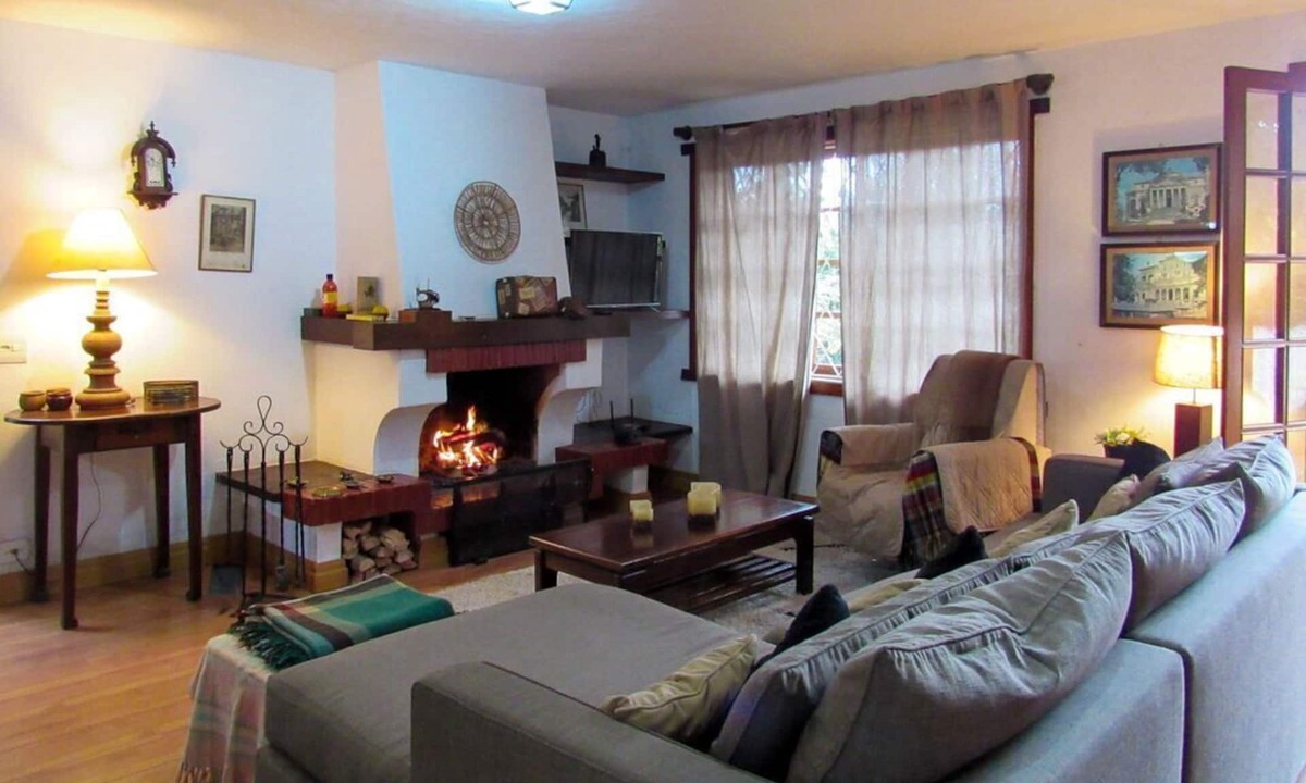 Vila Everest Ski Chalet | Chalé em Campos do Jordao c lareira e linda vista