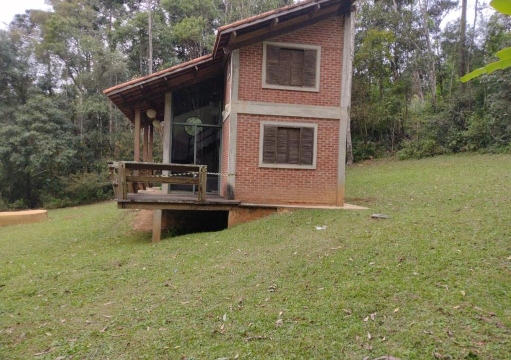 Itapevi Ski Chalet | Chalé em São Roque